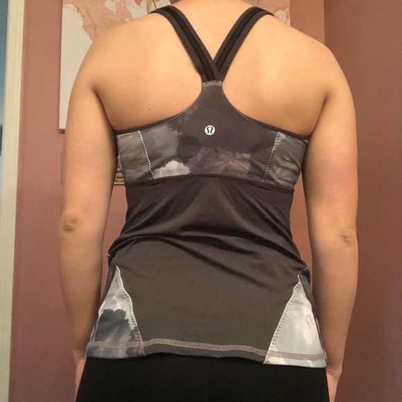 workout tank top - Picture 4 of 4